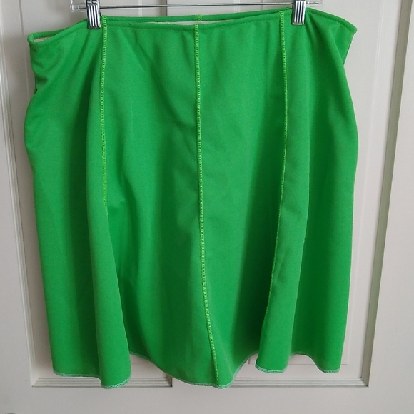 Chic Green A-Line Skirt - Picture 1 of 4